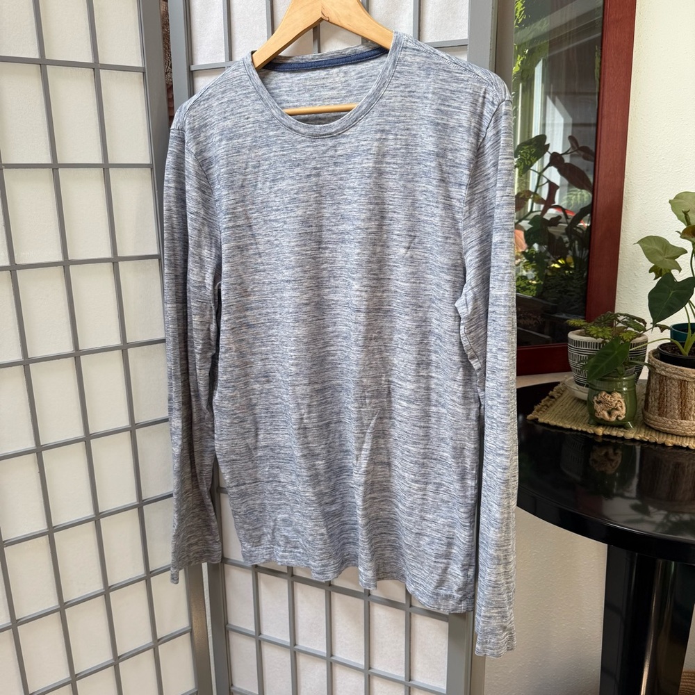 Banana Republic Heathered Blue Soft Wash Tee